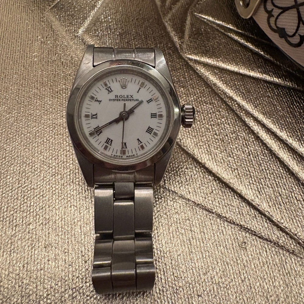 Rolex Silver Timepiece with White Face Ladies Rolex 24mm date just - Picture 3 of 6